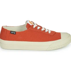 Camper - CAMALEON 1975< Baskets Mode