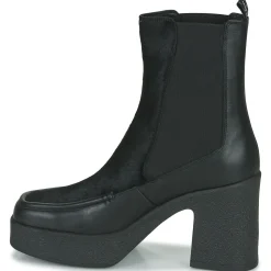 Castaner - Emet Noir Clearance