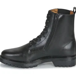 Casual Attitude - GUILA Noir Clearance