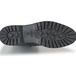 Casual Attitude - GUILA Noir Clearance
