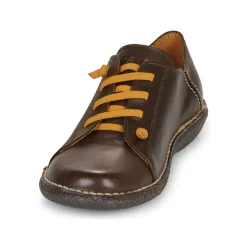 Casual Attitude Derbies & Richelieu^- NIPITE