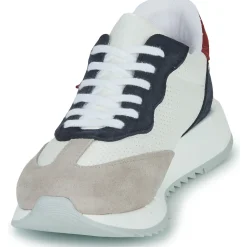 Casual Attitude - TILDO< Baskets Mode