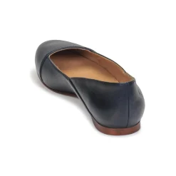 Casual Attitude - TOBALO Marine Sale