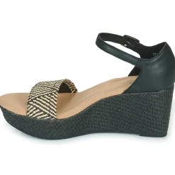 Clarks - ROSE EASE Online