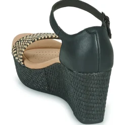 Clarks - ROSE EASE Online