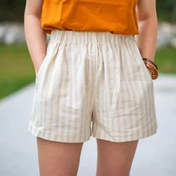 Céleste Shorts & Bermudas^- CASSIS