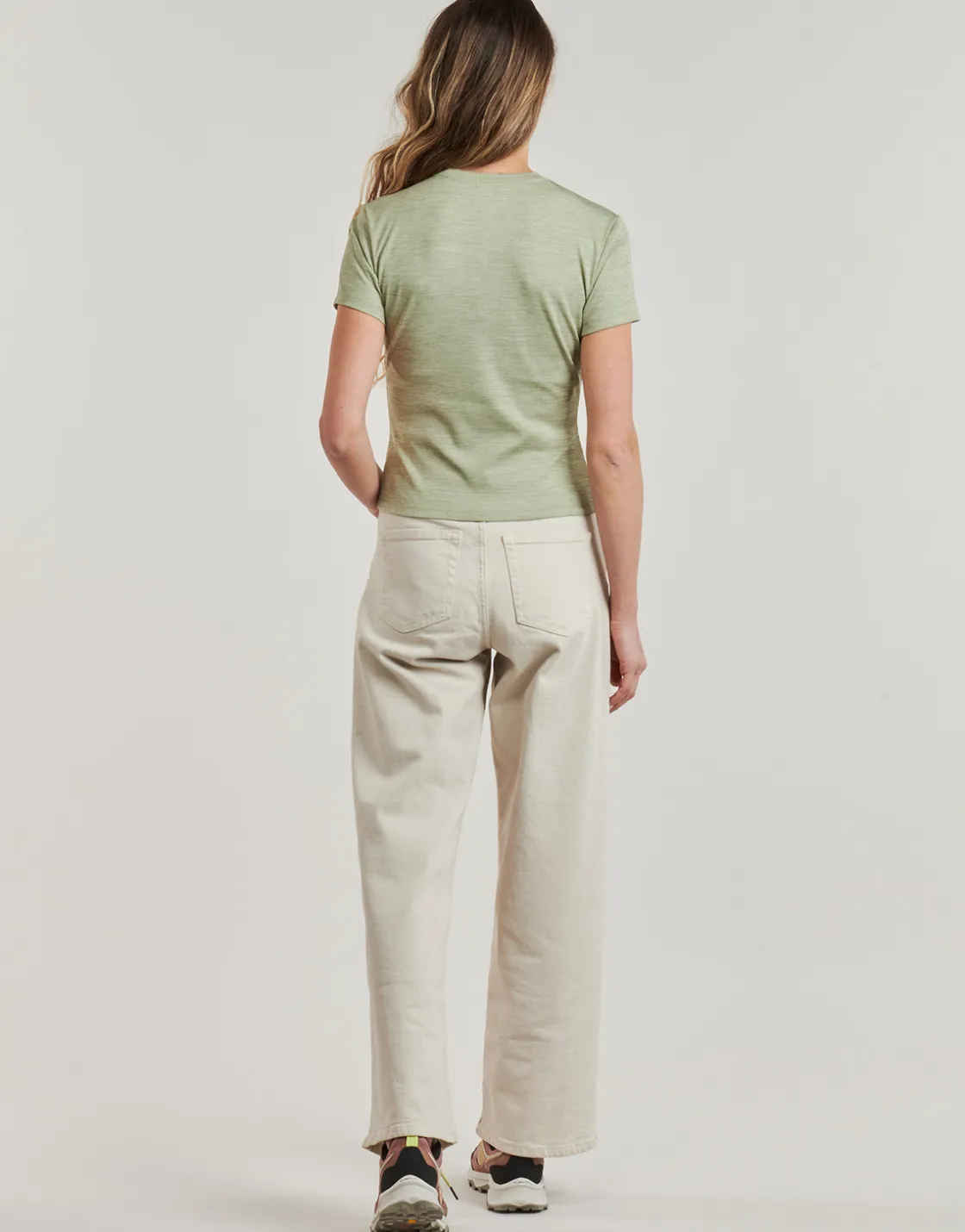Columbia - MOVE SHORT SLEEVE TEE Vert Hot