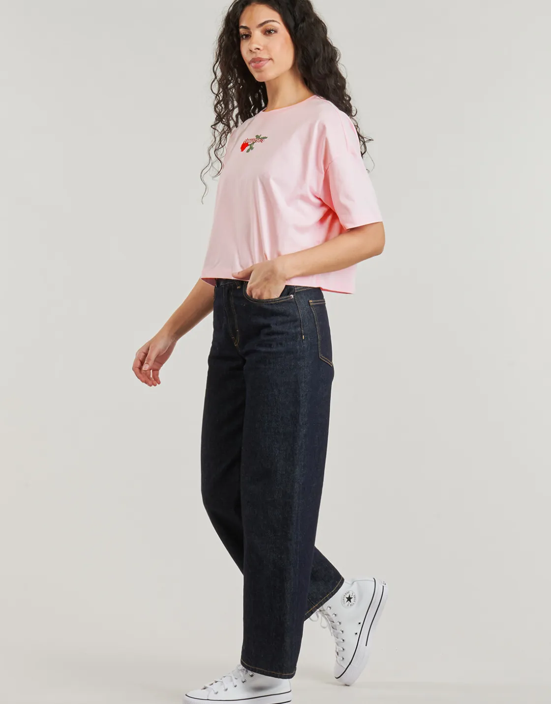 Converse - TLMN VDAY CROP OS TEE Rose Discount