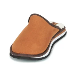 Cool shoe Pantoufles / Chaussons^- HOME