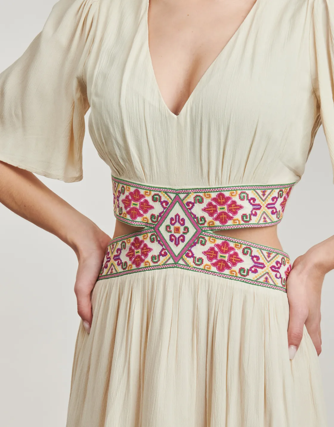 Desigual -< Robes
