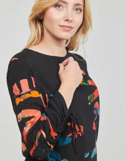 Desigual - GRAPHIC LOVE< Tops / Blouses