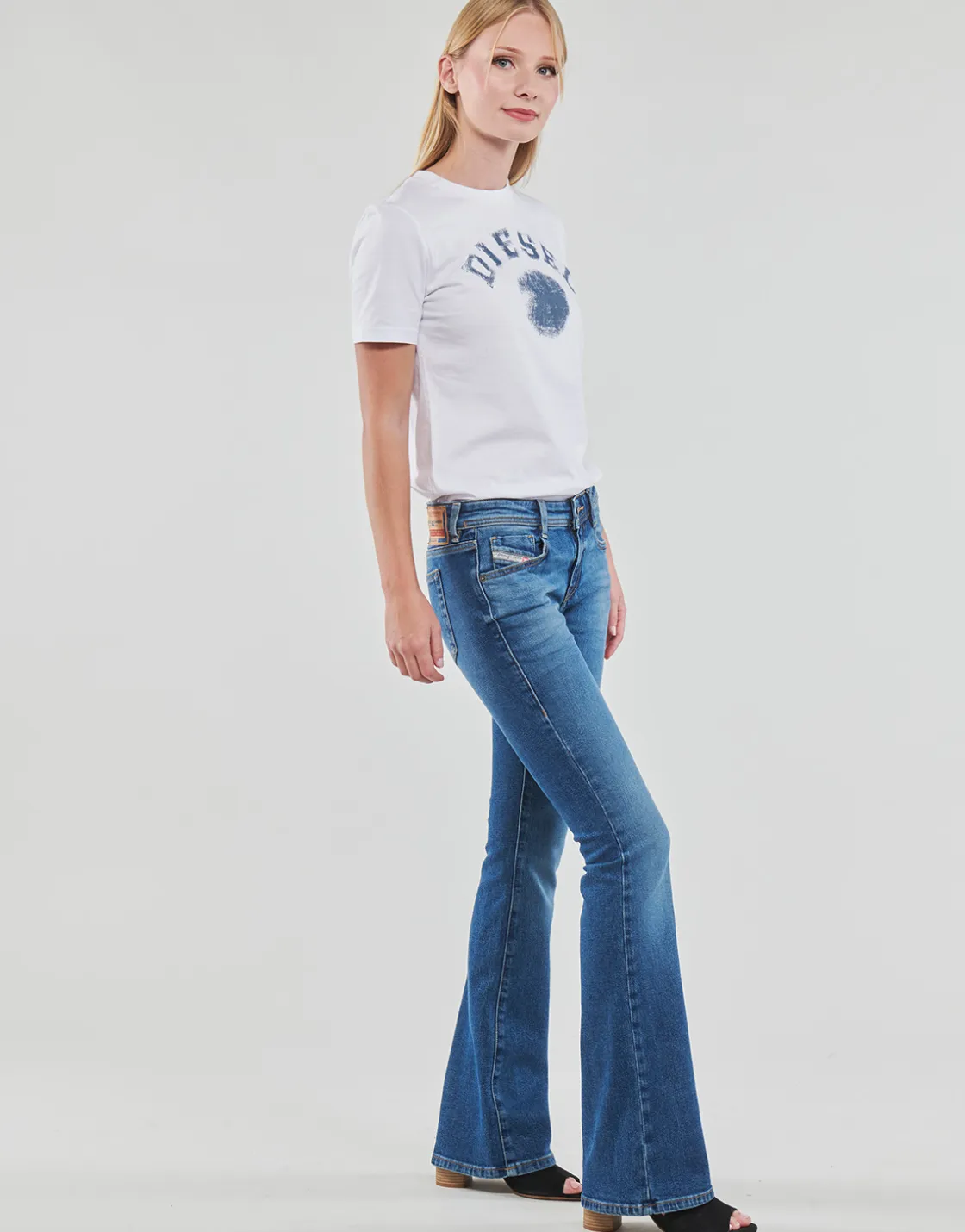 Diesel - 1970 D-EBBEY< Jeans