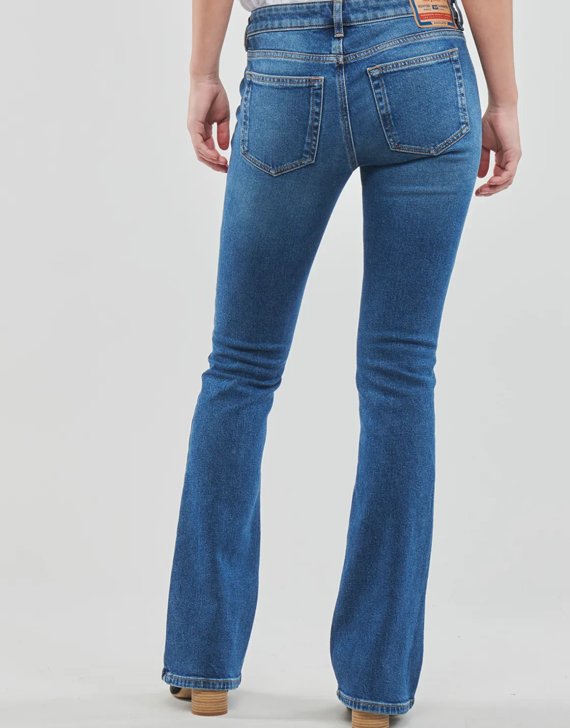 Diesel - 1970 D-EBBEY< Jeans