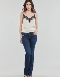 Diesel - 1969 D-EBBEY< Jeans