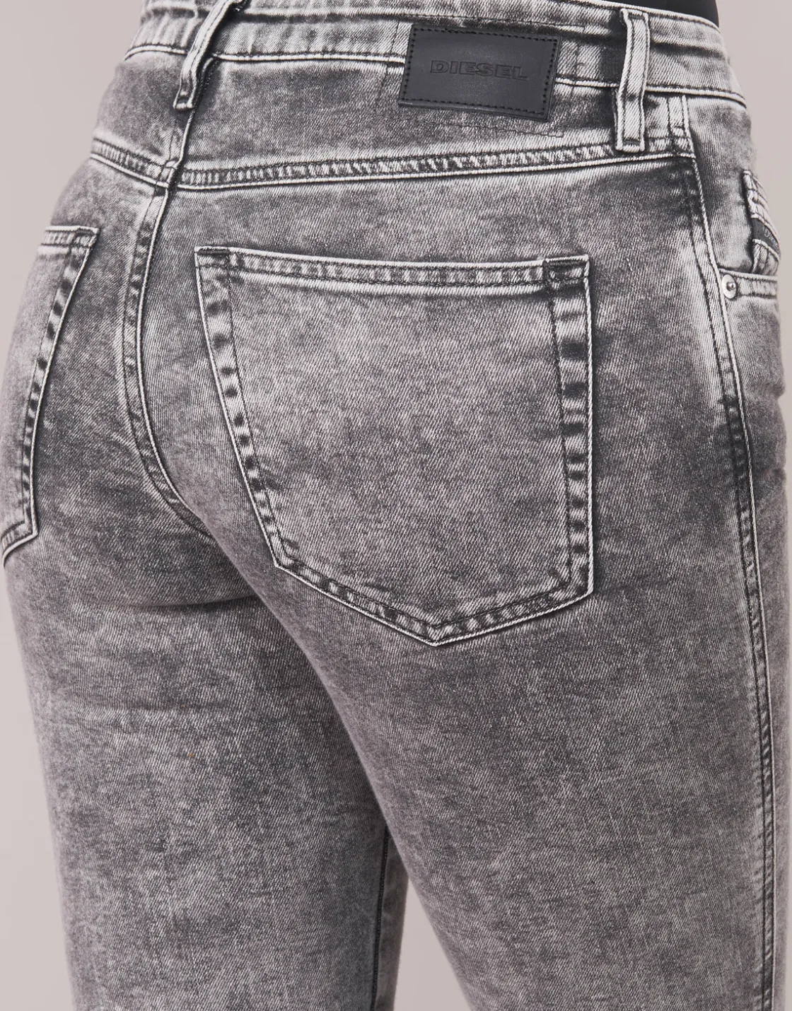 Diesel Jeans^- BABHILA