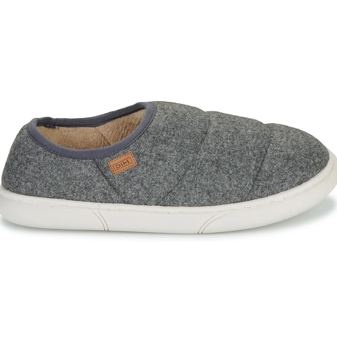 DIM - D JOTCHA< Pantoufles / Chaussons