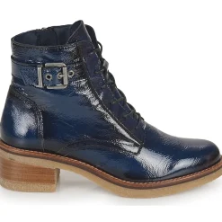 Dorking - D8686 Marine Sale
