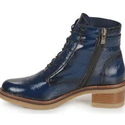 Dorking - D8686 Marine Sale
