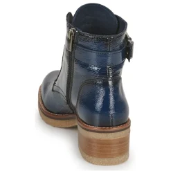Dorking - D8686 Marine Sale