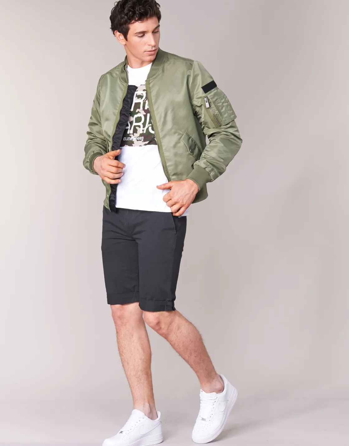 Eleven Paris - JUXY< Vestes