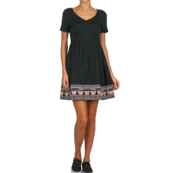 Eleven Paris Robes^- NANA