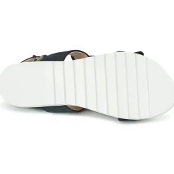 Elue par nous Sandales Et Nu-pieds^- CHACAL