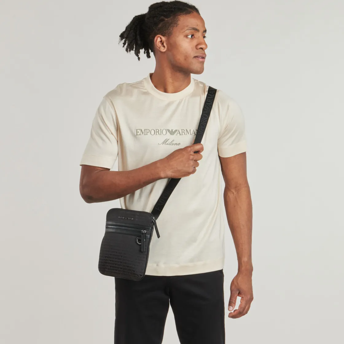 Emporio Armani Pochettes / Sacoches^- MESSENGER BAG EM001780