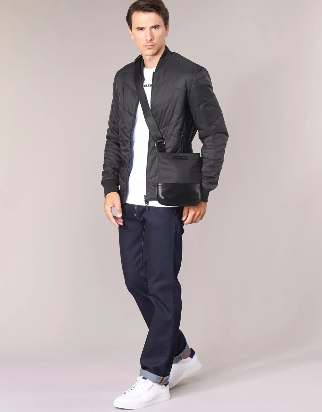 Emporio Armani - YWES Noir Discount