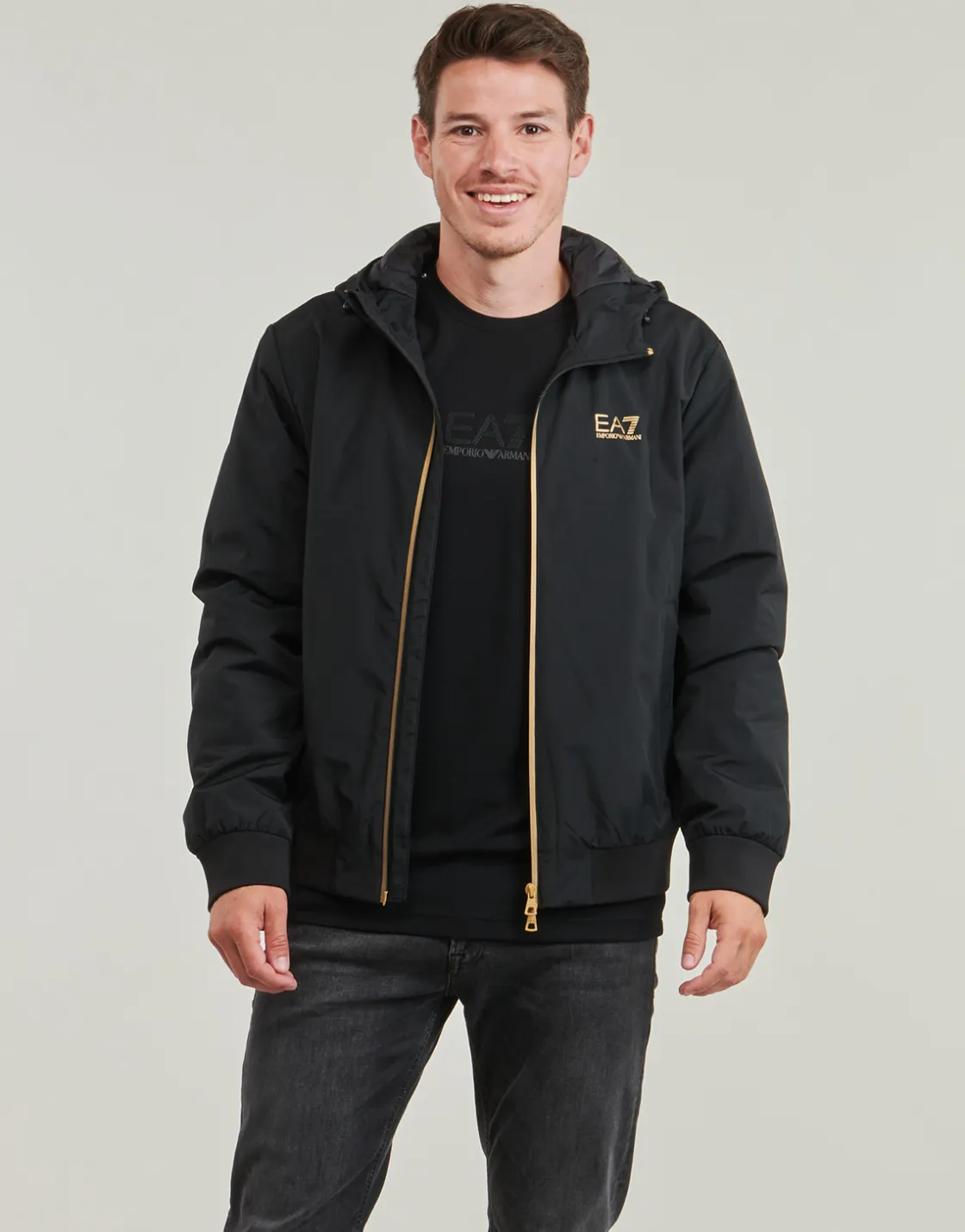 Emporio Armani EA7 - CORE IDENTITY BOMBER JACKET< Vestes