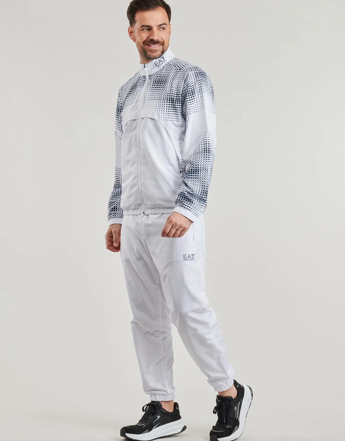 Emporio Armani EA7 Joggings & Survêtements^- TENNIS PRO T-SUIT GRAPHIC 7M000174