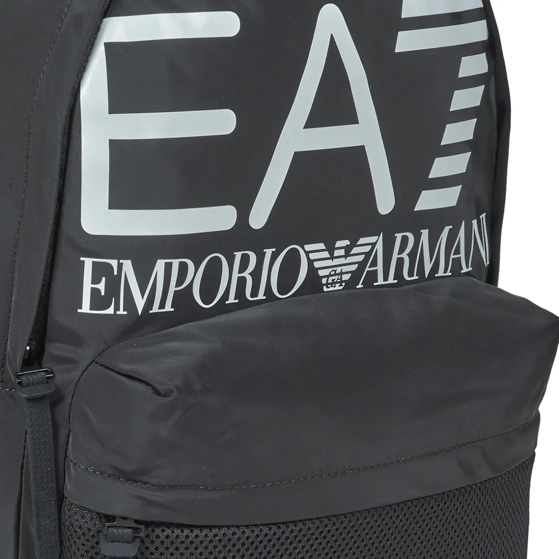Emporio Armani EA7 - TRAIN GRAPHIC SERIES BACKPACK< Sacs À Dos