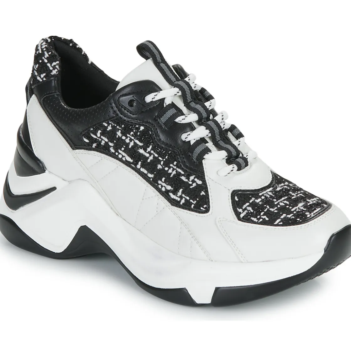 Exé Shoes - EXO Best
