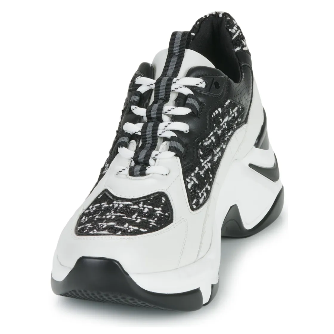 Exé Shoes - EXO Best