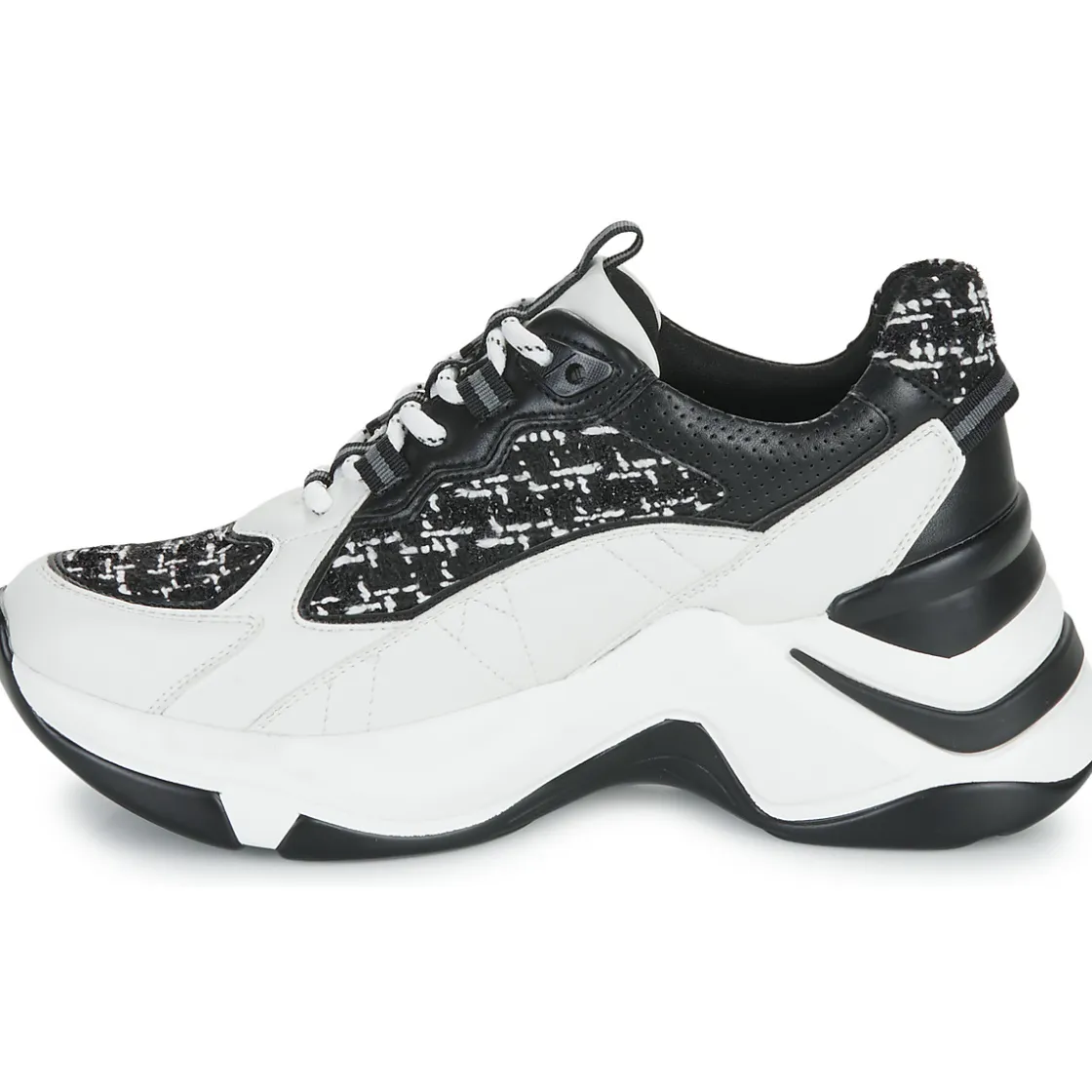 Exé Shoes - EXO Best
