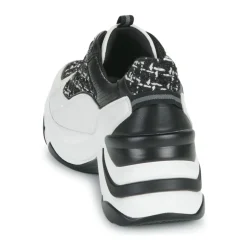 Exé Shoes - EXO Best