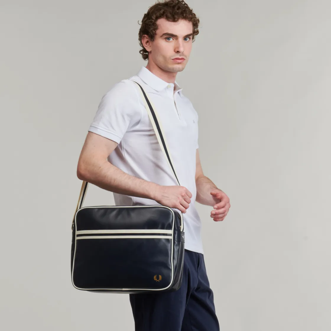Fred Perry - CLASSIC SHOULDER BAG Marine Discount
