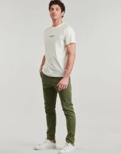Fred Perry T-shirts & Polos^- EMBROIDERED T-SHIRT
