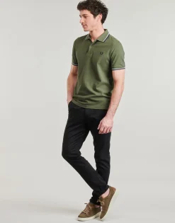 Fred Perry - TWIN TIPPED SHIRT< T-shirts & Polos