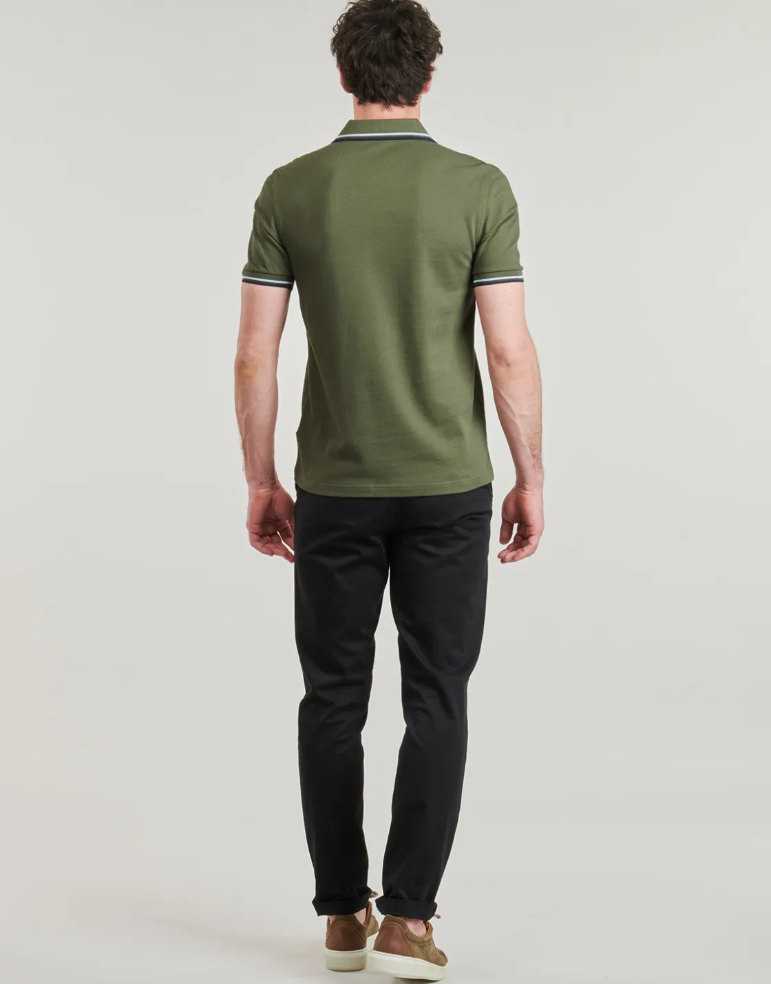 Fred Perry - TWIN TIPPED SHIRT< T-shirts & Polos