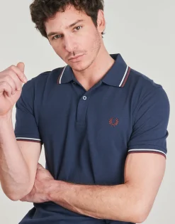 Fred Perry - TWIN TIPPED SHIRT< T-shirts & Polos