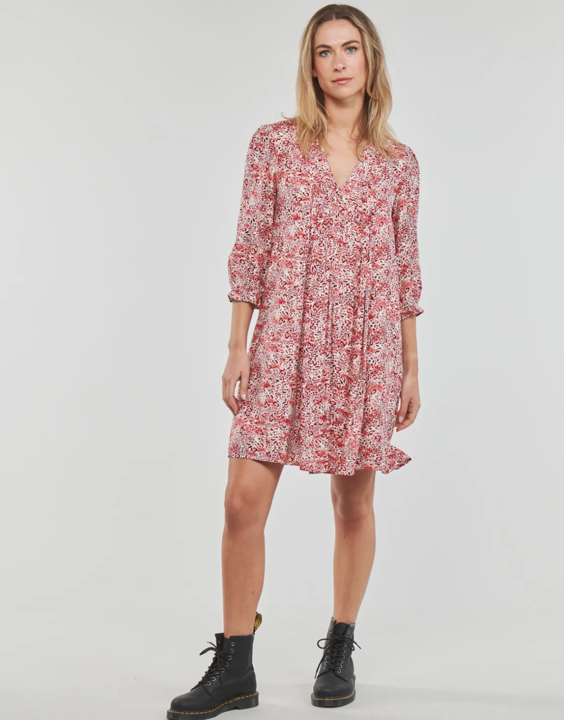 Freeman T.Porter Robes^- JUNA TAWNY