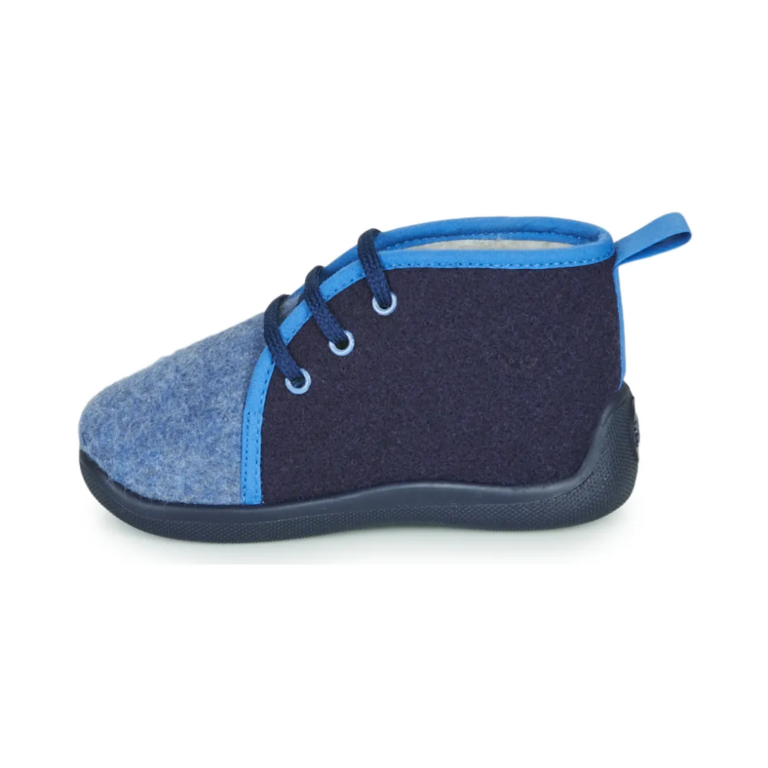 GBB Pantoufles / Chaussons^- APOLOCHON