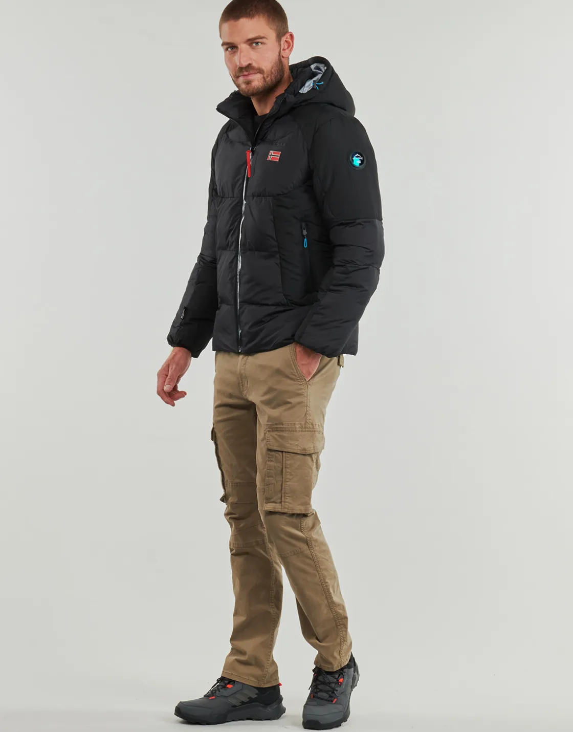 Geographical Norway - CASIDAN Noir Hot