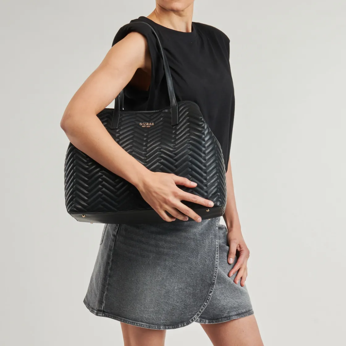 Guess - ANNING Noir Clearance