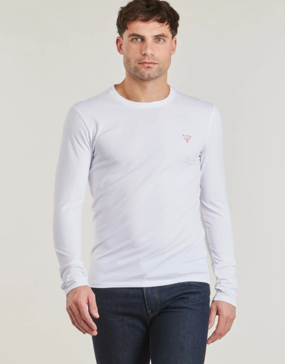 Guess - CN LS CORE TEE< T-shirts & Polos
