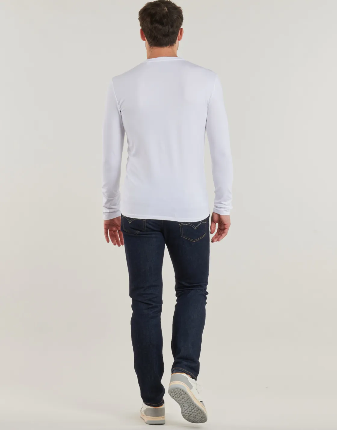 Guess - CN LS CORE TEE< T-shirts & Polos