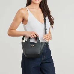 Guess Besaces / Sacs Bandoulière^- HELINA
