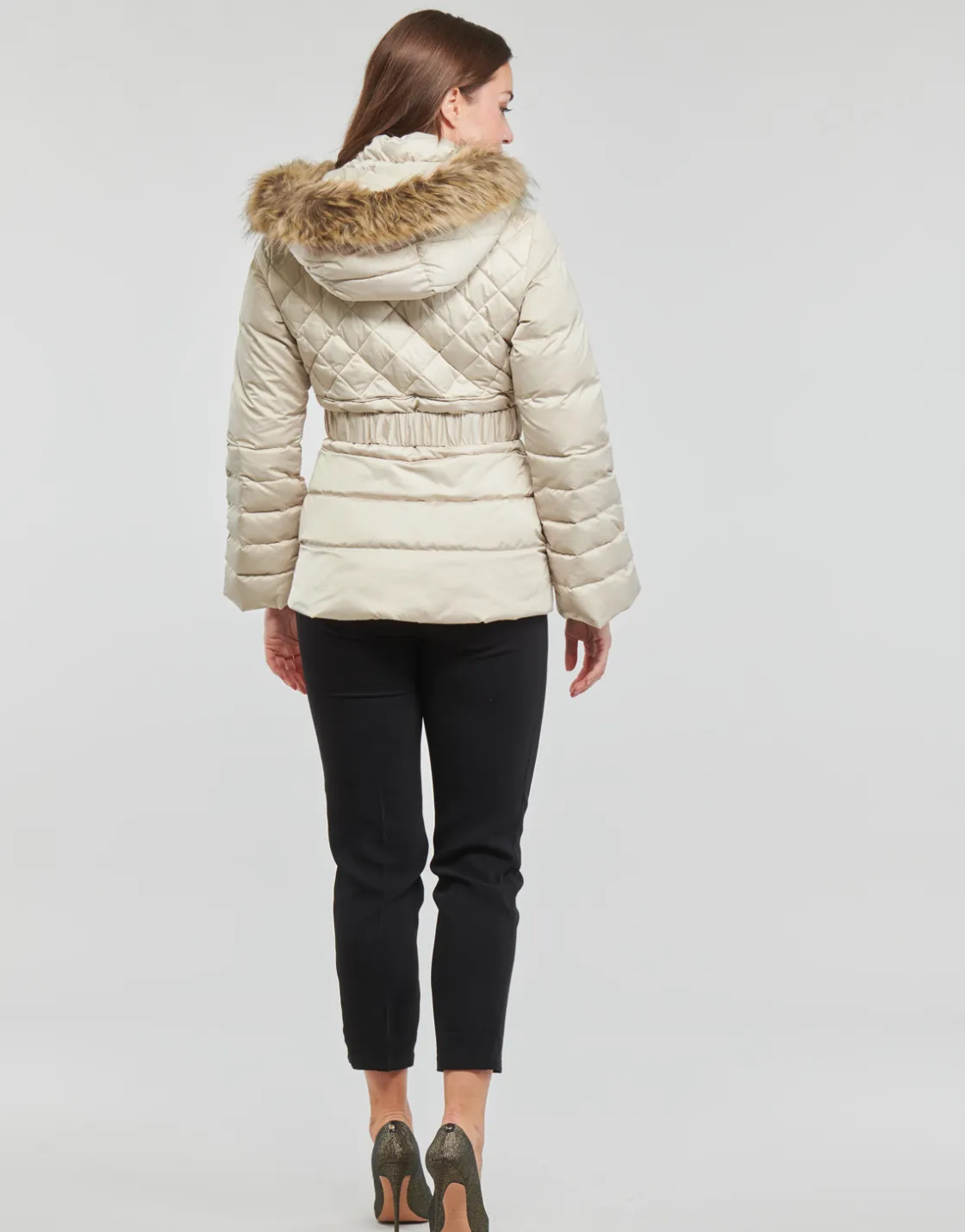 Guess - LAURIE DOWN JACKET< Manteaux