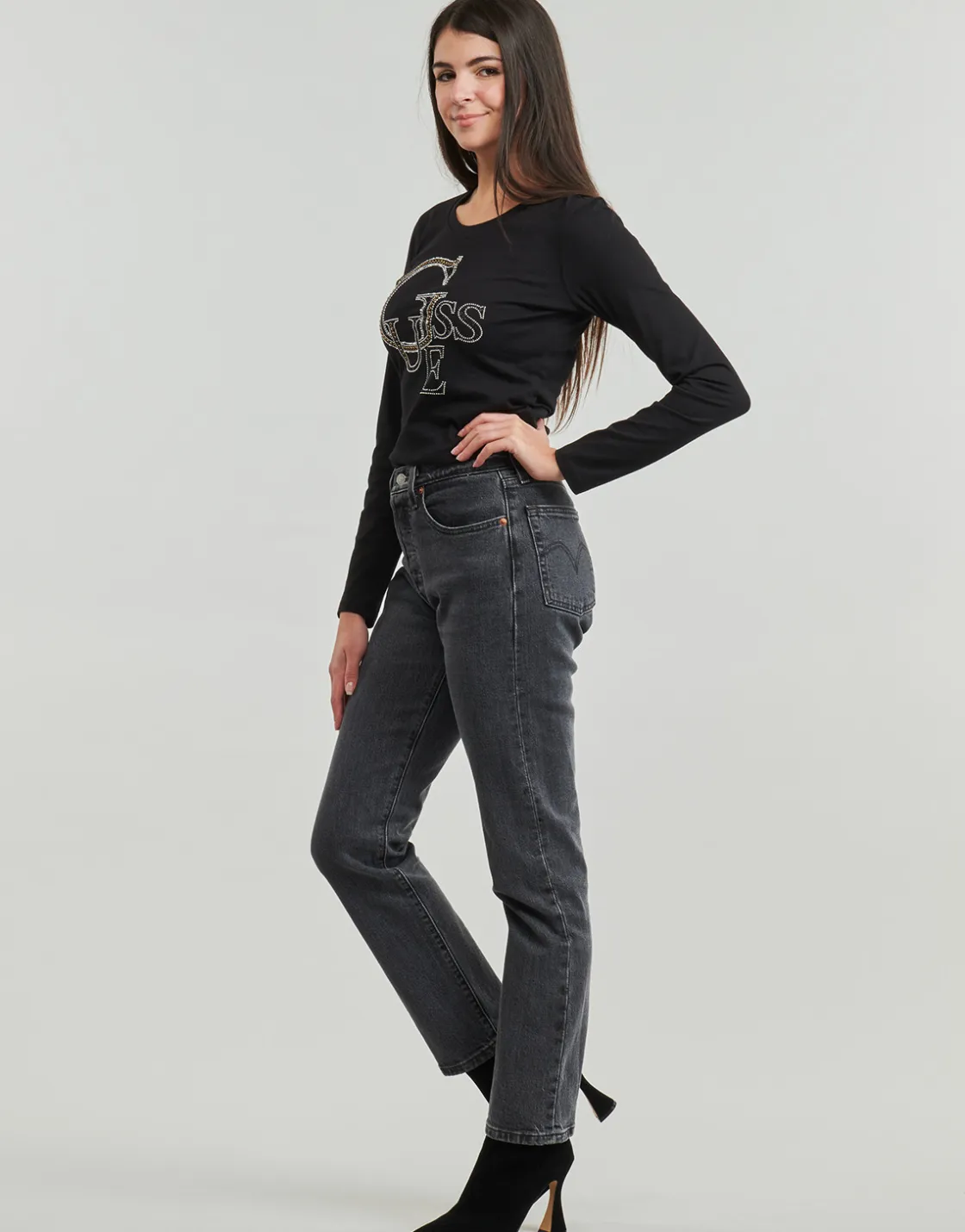 Guess - LS RN STUDDED LOGO TEE Noir Online