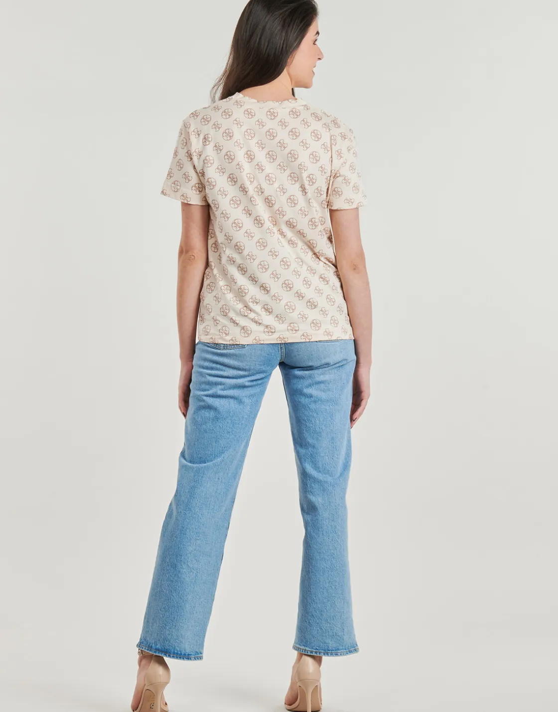 Guess - NOMIE 4G< T-shirts & Polos